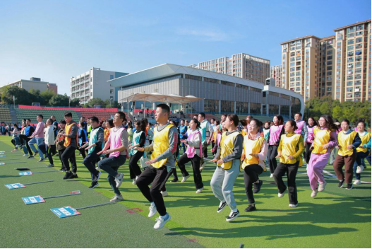 2024.11.28(街道党建办)活力先锋·奋勇争先!先锋街道成功举办2024年职工趣味运动会1.png